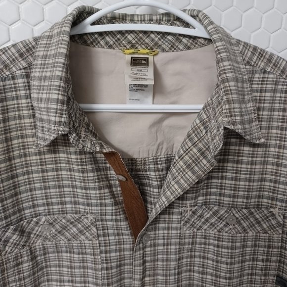 THE North Face button down plaid khaki pattern shirt top - Picture 3 of 7
